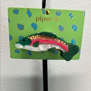 Piper K Fish Hair Clip 🐠